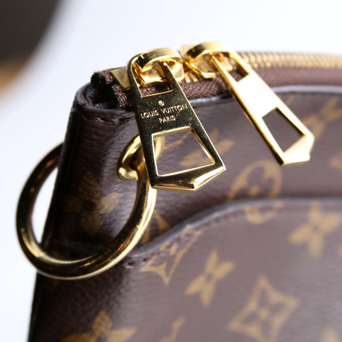 Louis-Vuitton Odeon NM MM Monogram Black