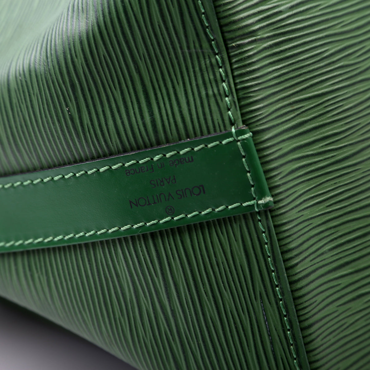 Louis-Vuitton Noe Petit Vintage Epi Green