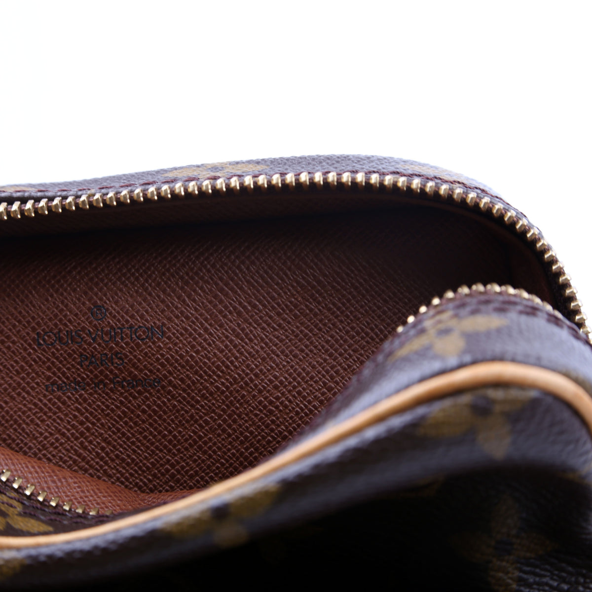 Louis-Vuitton Danube Monogram
