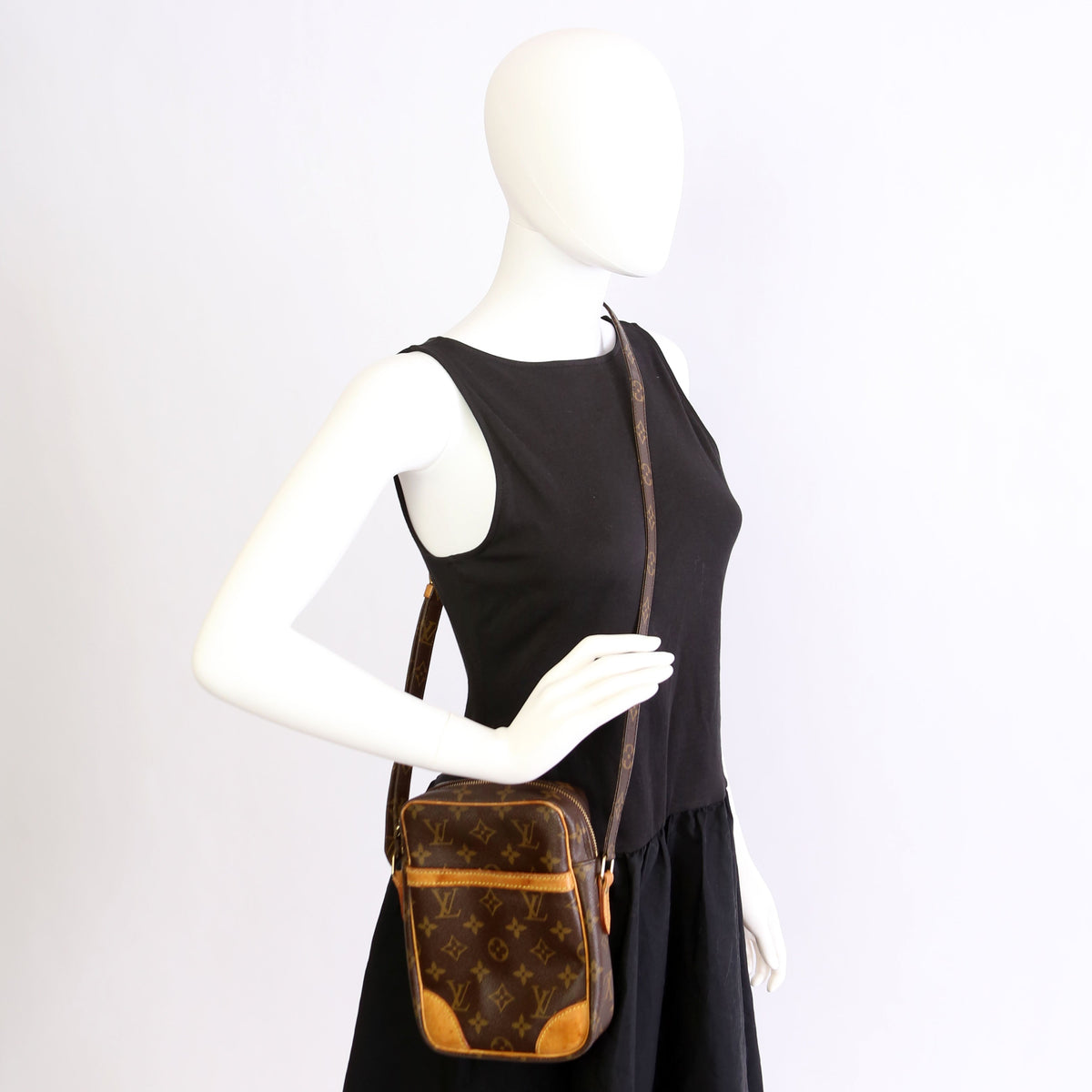 Louis-Vuitton Danube Monogram