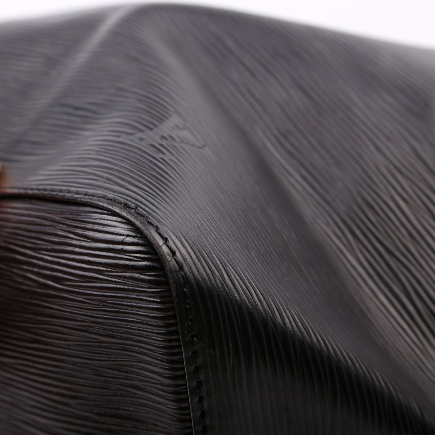 Louis-Vuitton Noe Petit Vintage Epi Black