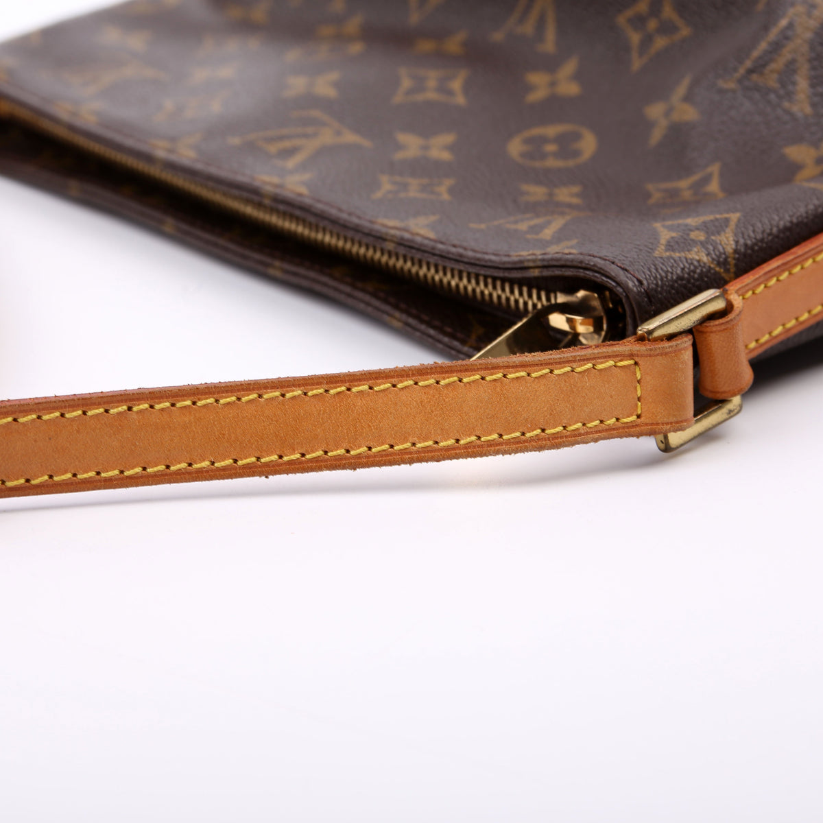 Louis-Vuitton Trotteur Monogram