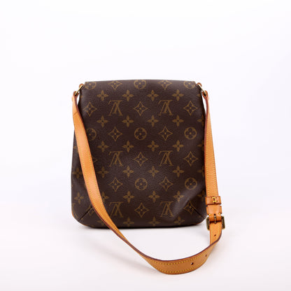 Louis-Vuitton Musette Salsa Short Monogram
