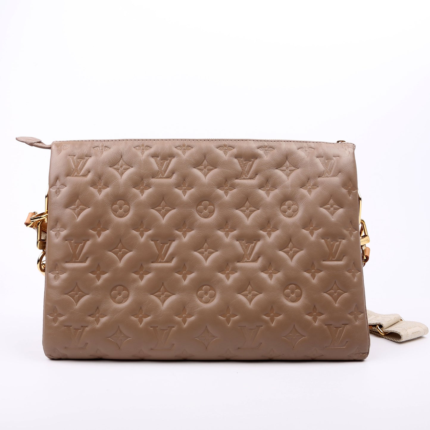 Louis-Vuitton Coussin MM Lambskin Taupe