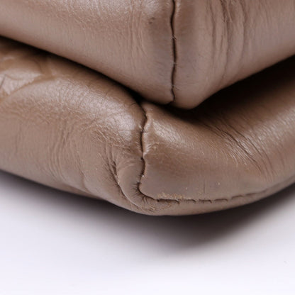 Louis-Vuitton Coussin MM Lambskin Taupe