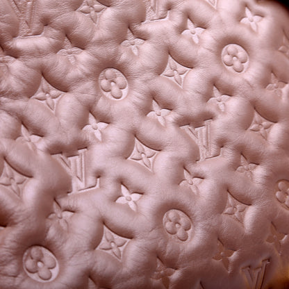 Louis-Vuitton Coussin MM Lambskin Taupe