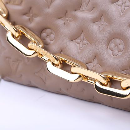 Louis-Vuitton Coussin MM Lambskin Taupe