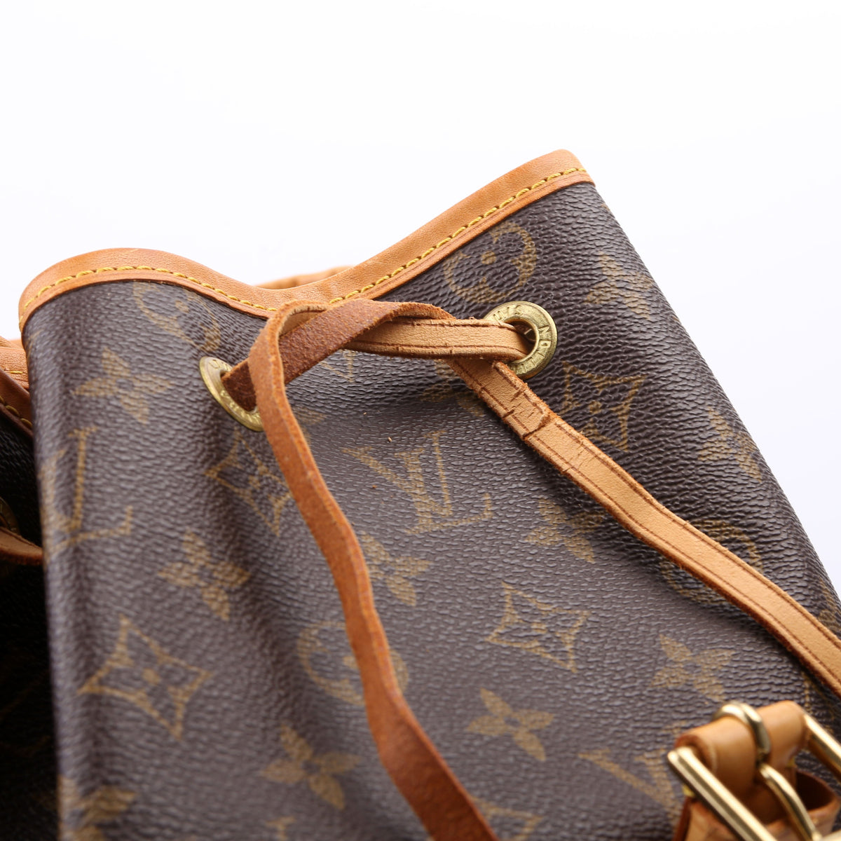 Louis-Vuitton Montsouris GM Monogram