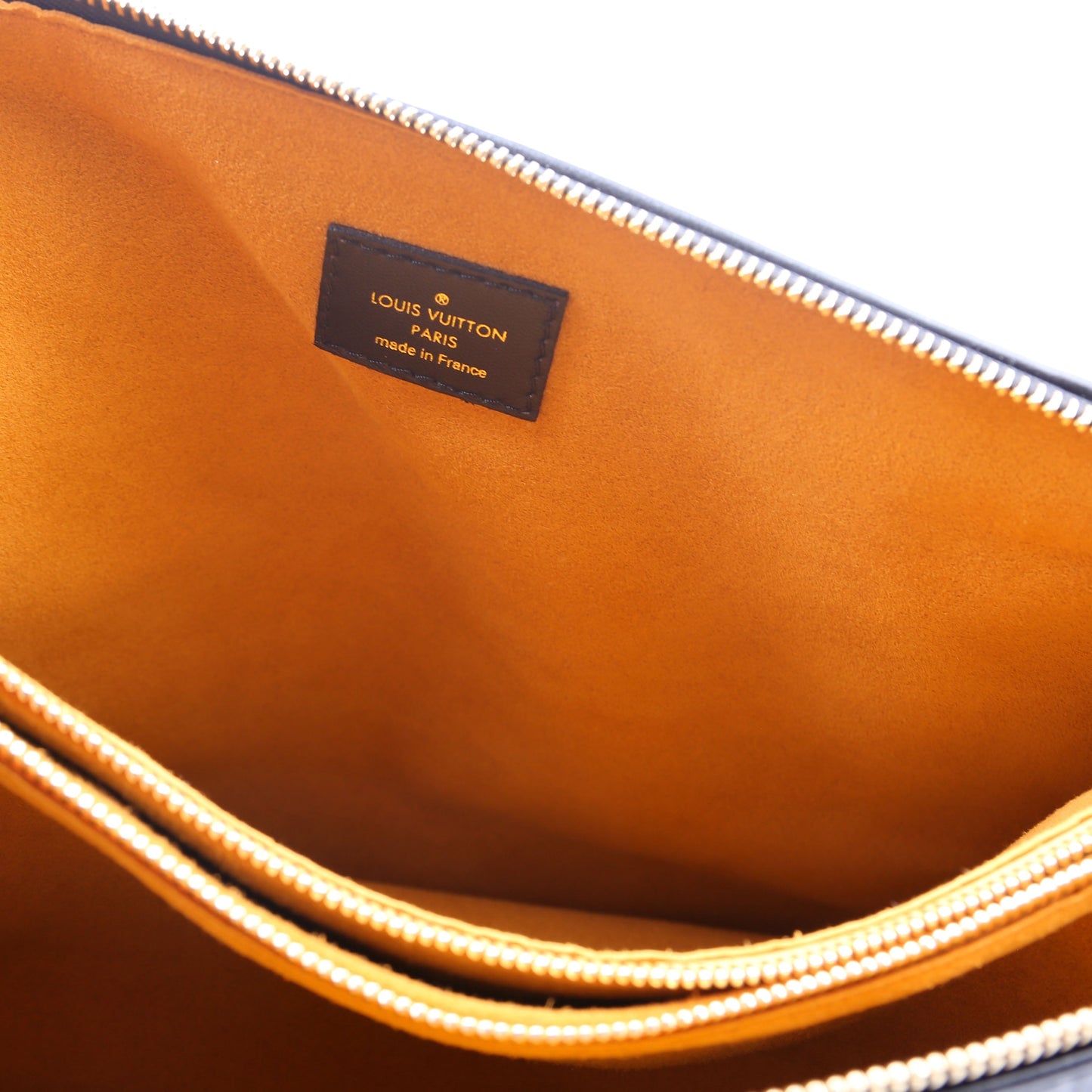 Louis-Vuitton Coussin MM NV Lambskin Black