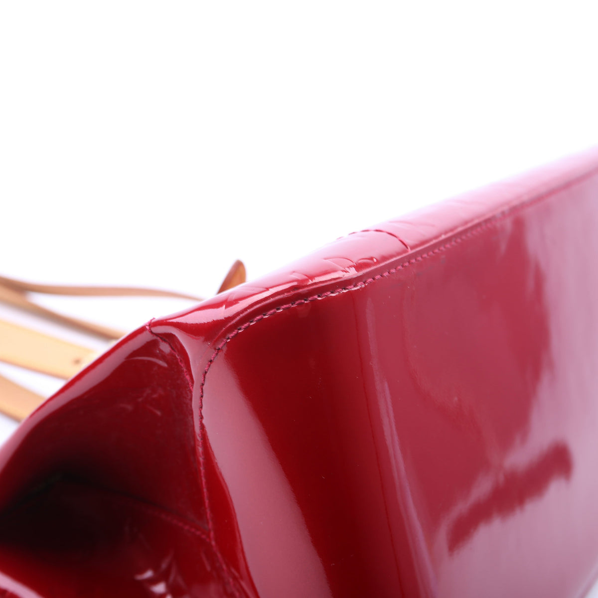 Louis-Vuitton Rosewood Avenue Vernis Red