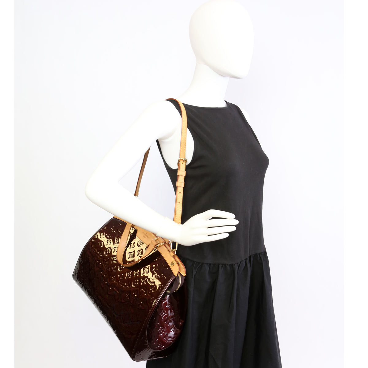 Louis-Vuitton Brea GM Vernis Burgundy