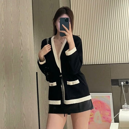 Chanel 25A Cardigan in Black and Ecru Mixed Fibers Sz 38 (Model: P80094)