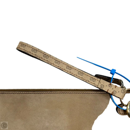 Wristlet Luxury Designer By Gucci, Size: Medium