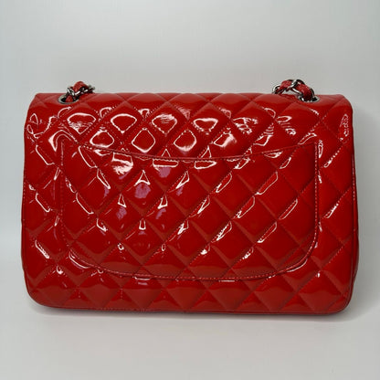 Preloved Chanel classic flap bag patent leather red -NG102764