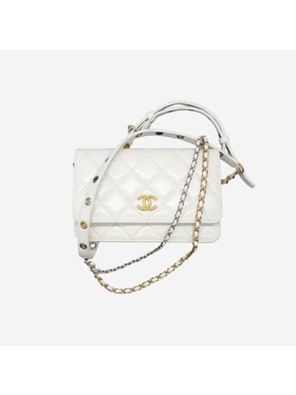 CC Logo Chain Lambskin Cross Bag White Chanel