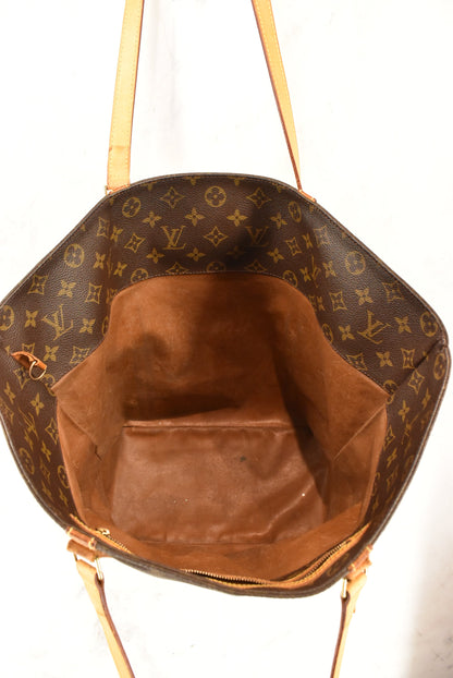 Handbag Designer By Louis Vuitton  Size: Large