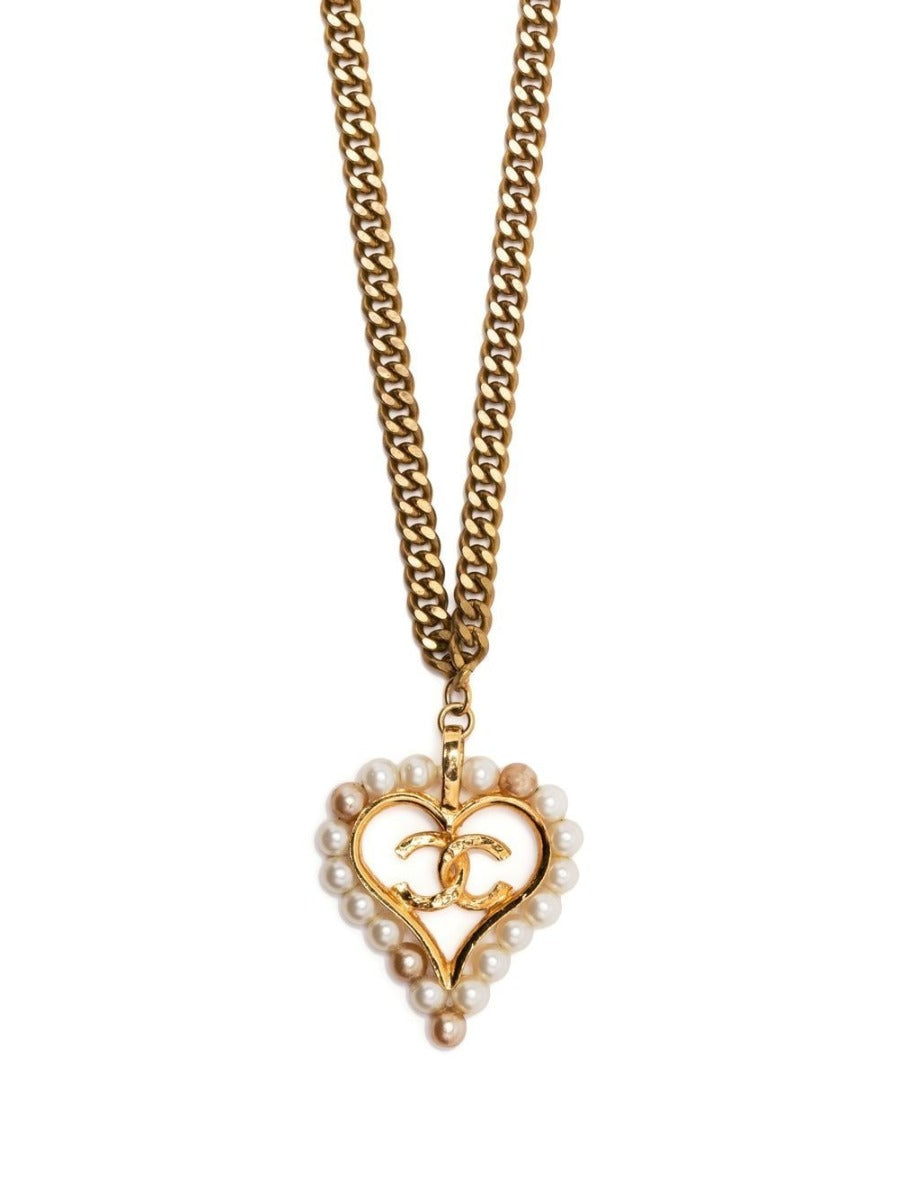 Curb Chain Heart Pendant Necklace