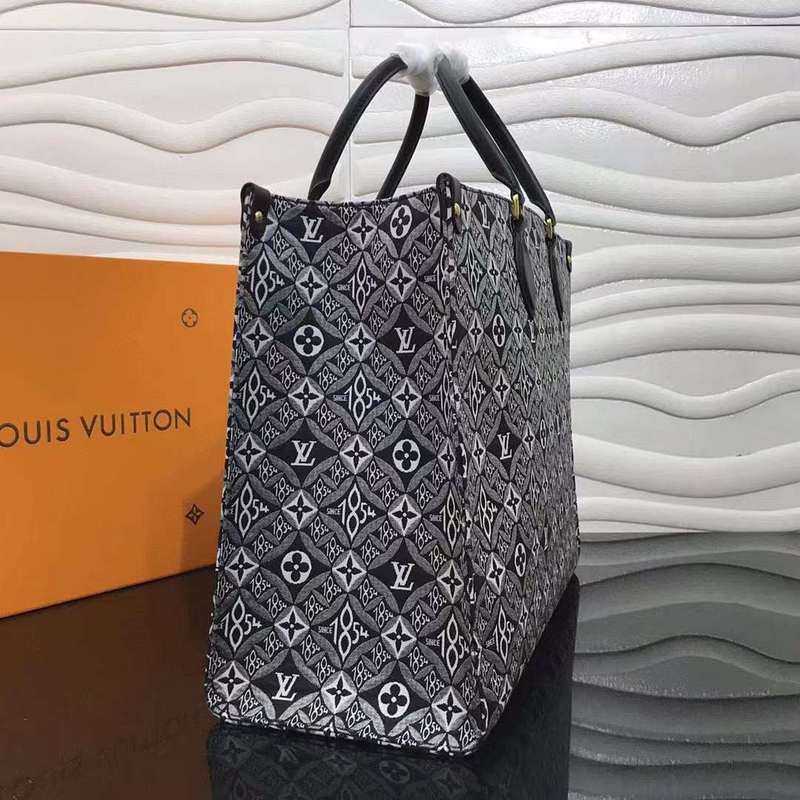 The Franco Shops - Louis Vuittons  - 12052