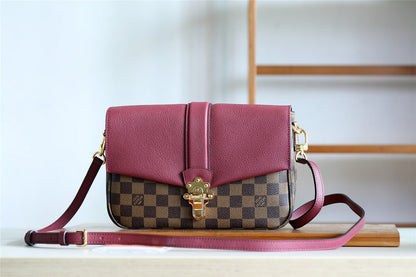 The Franco Shops - Louis Vuittons  - 7863