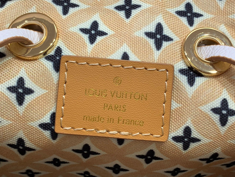 Franco Shops - Louis Vuittons  - 15239