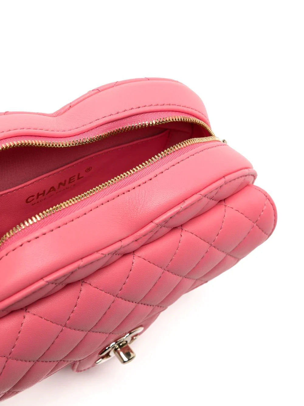 Heart Bag SS22