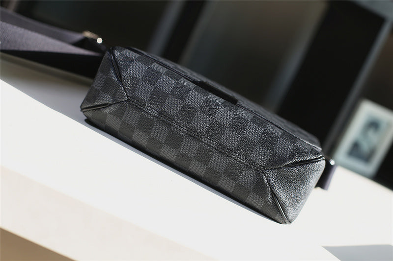 Franco Shops - Louis Vuittons  - 10415