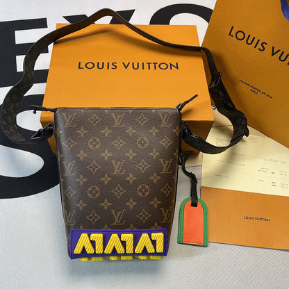 Franco Shops - Louis Vuittons  - 10284