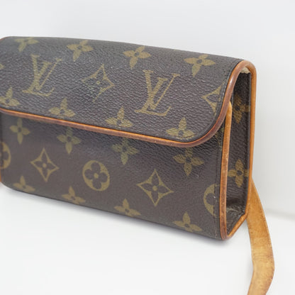 Louis Vuitton Pochette Florentine