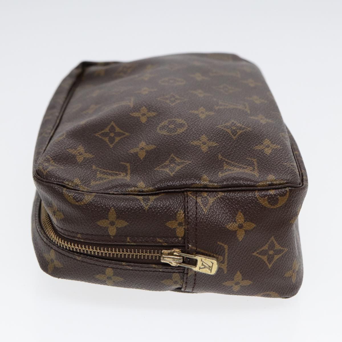 LOUIS VUITTON Trousse de Toilette Clutch Bag