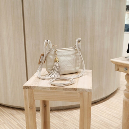 Chanel vintage hobo shoulder bag