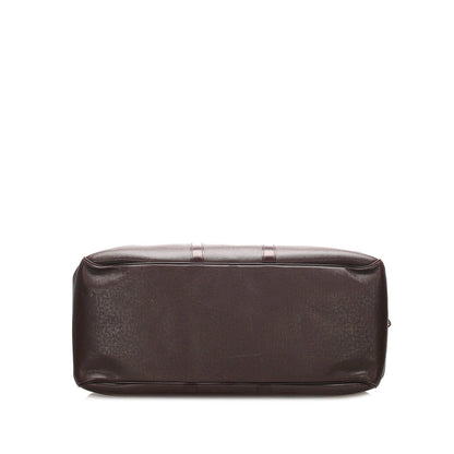 Louis-Vuitton Taiga Kendall PM Black