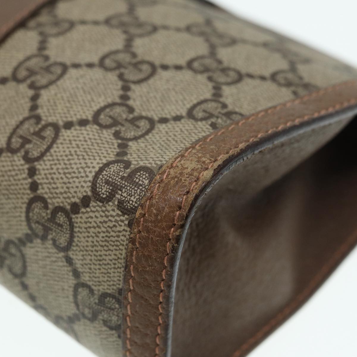 Gucci Gg Canvas Beige Canvas Clutch Bag