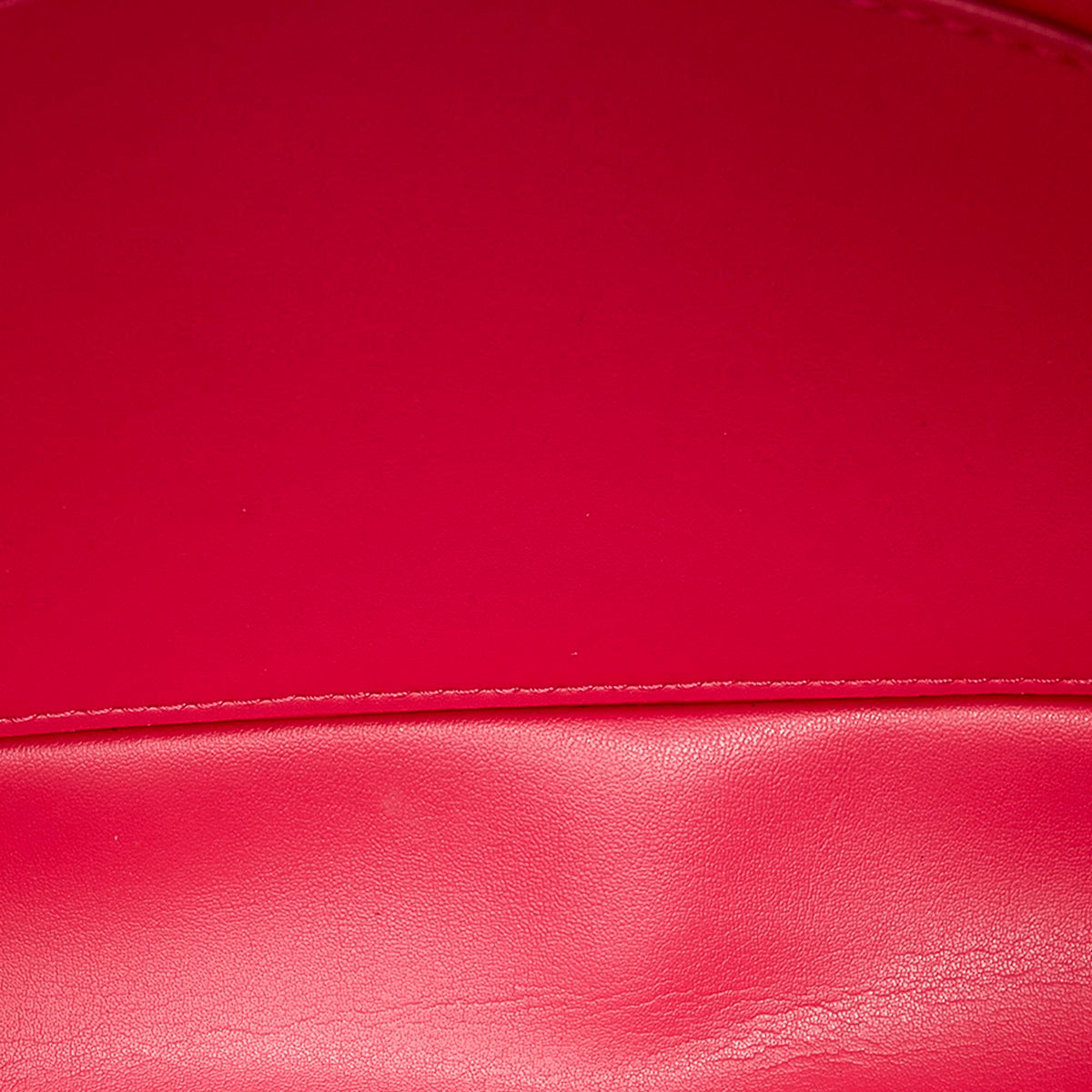 Louis-Vuitton Vernis Thompson Street Red