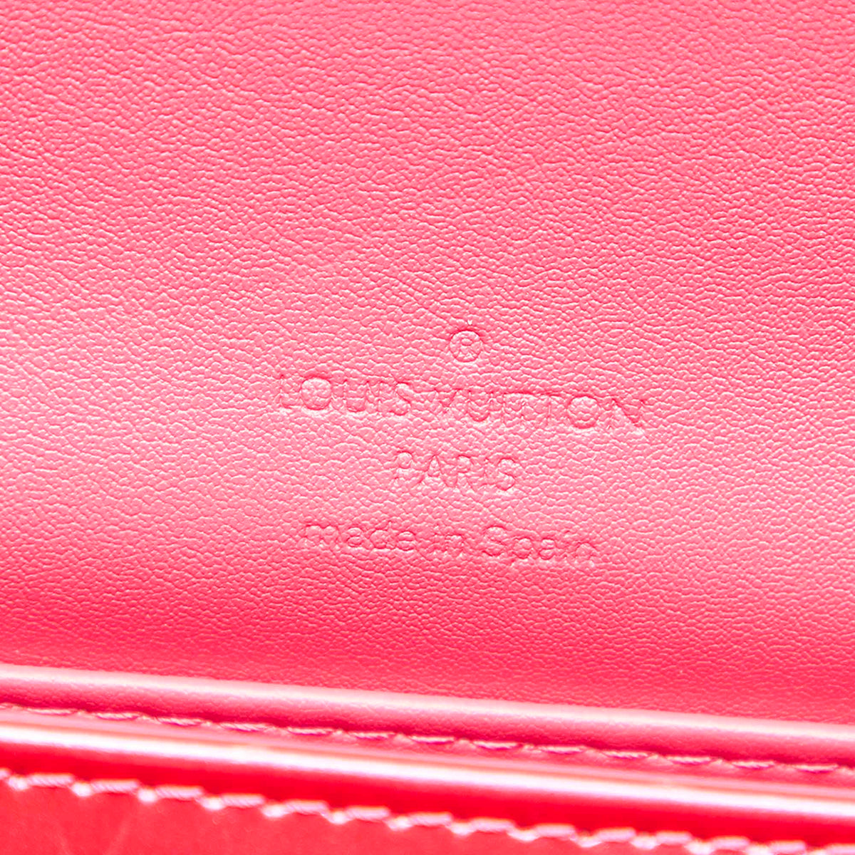 Louis-Vuitton Vernis Thompson Street Red