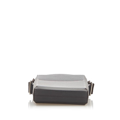Louis-Vuitton Monogram Glace Bobby Brown