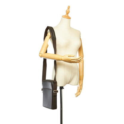 Louis-Vuitton Monogram Glace Bobby Brown
