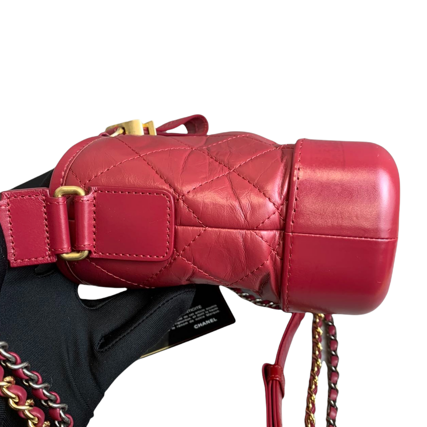 Aged Calfskin Quilted Small Gabrielle Hobo Red
