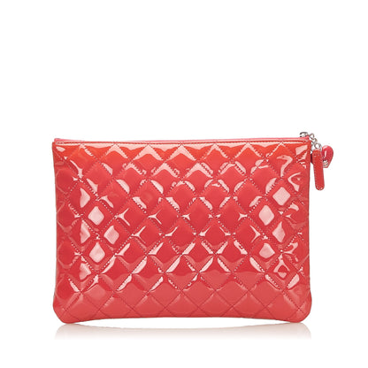 Matelasse CC Patent Leather Clutch Bag Red