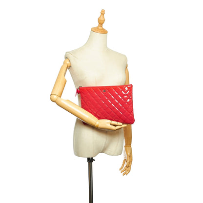 Matelasse CC Patent Leather Clutch Bag Red