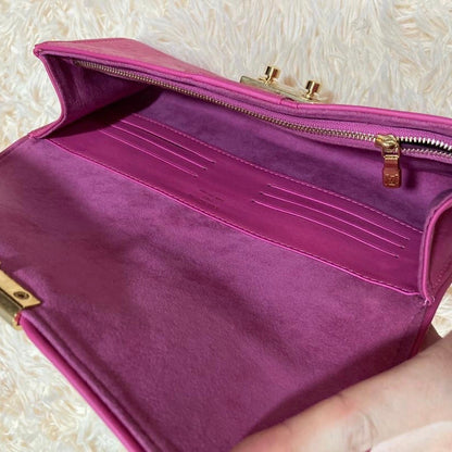 Louis-Vuitton New of Sarah Wallet in Dark Purple Vernis