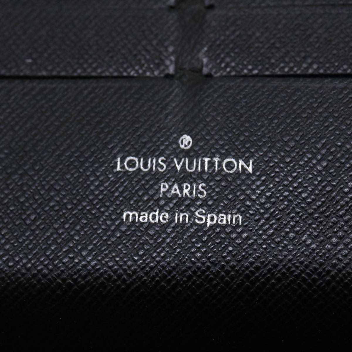 Louis Vuitton White Gold Canvas Zippy organizer wallet accessories