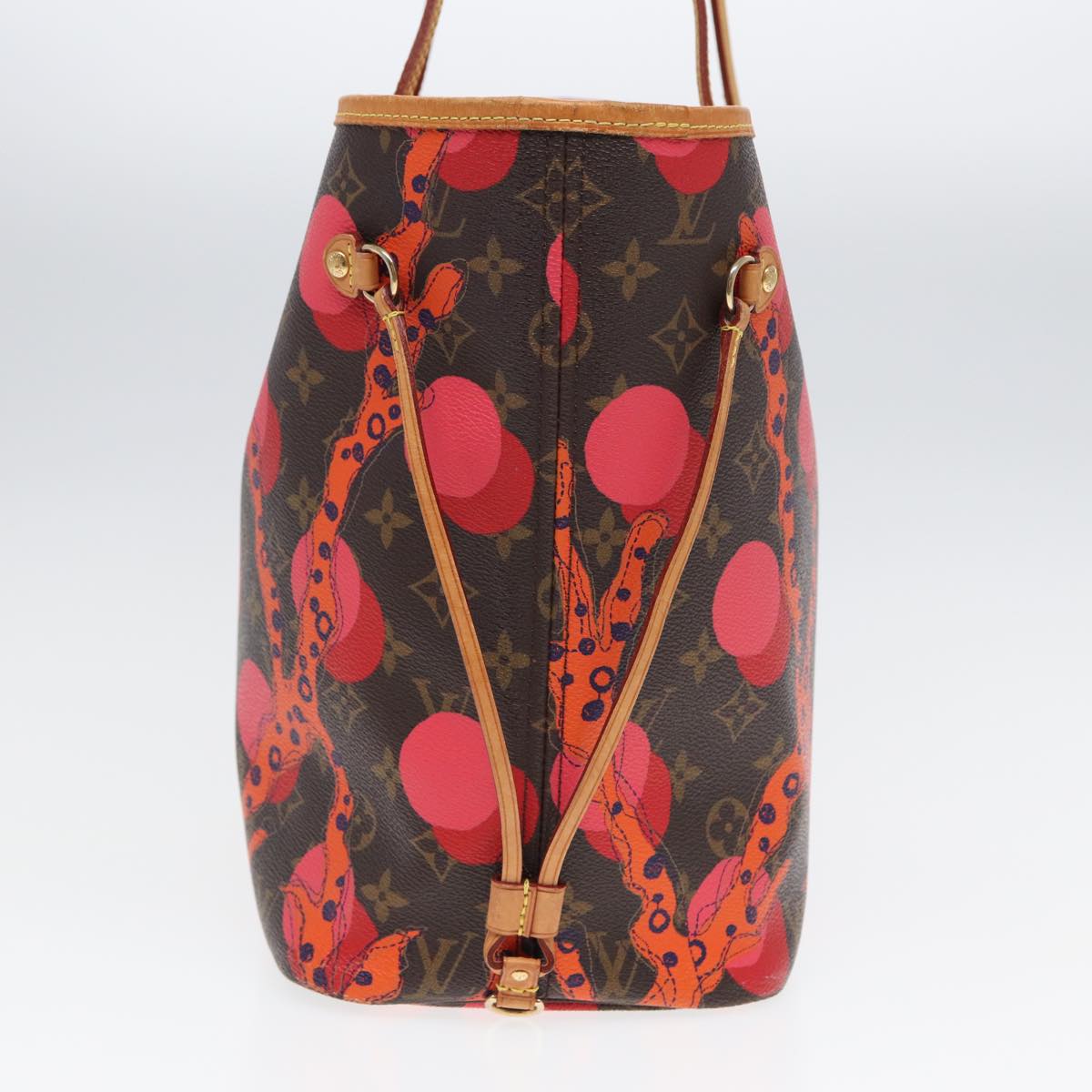 LOUIS VUITTON Neverfull MM Tote