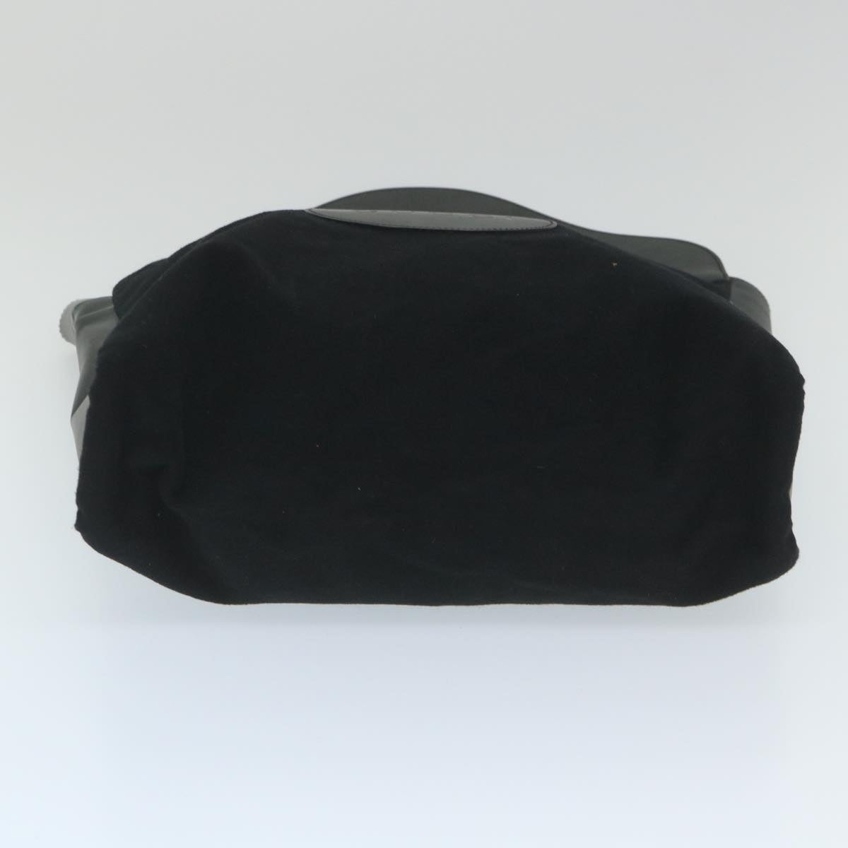 Gucci -- Black Wool Handbag
