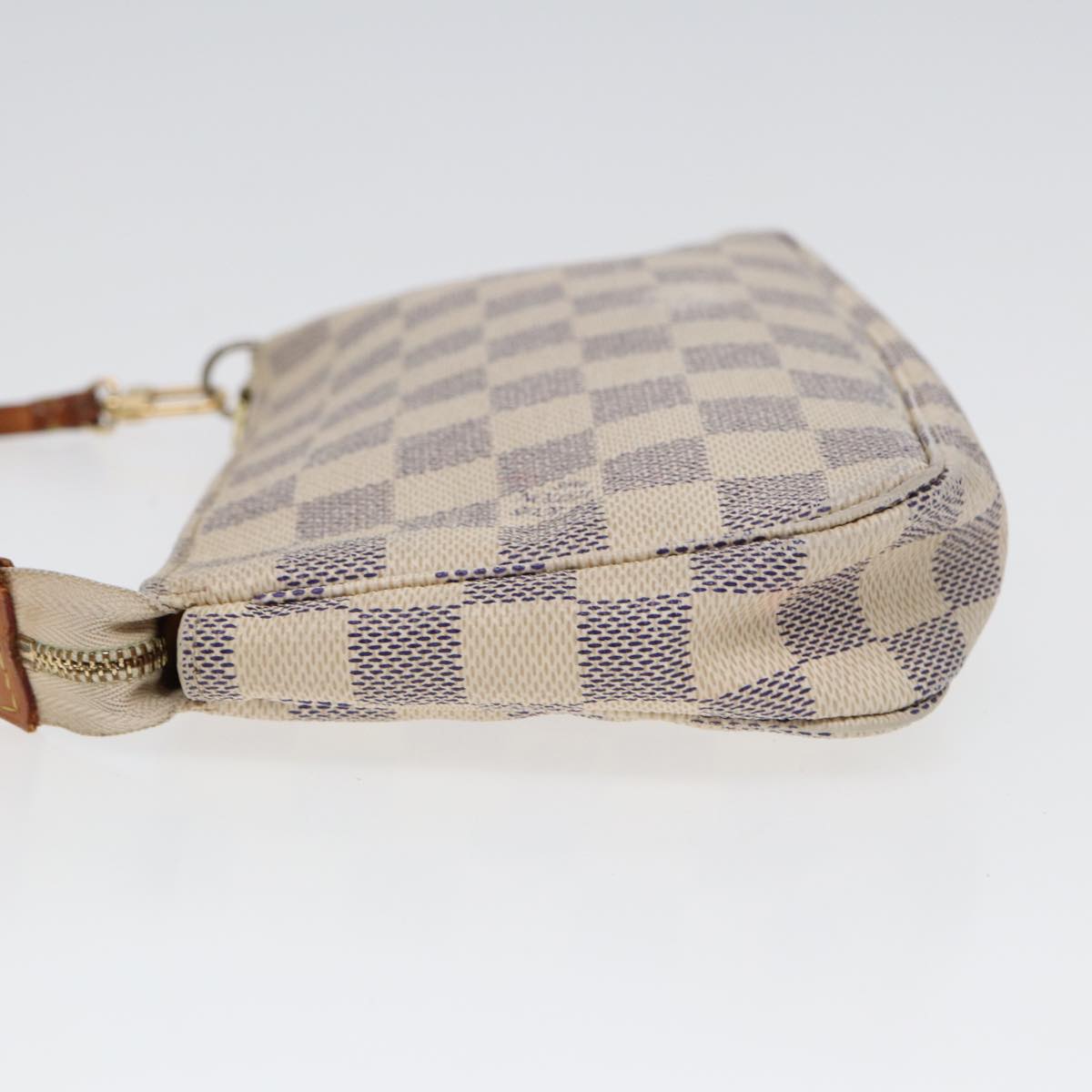 LOUIS VUITTON Pochette Accessoire Clutch Bag