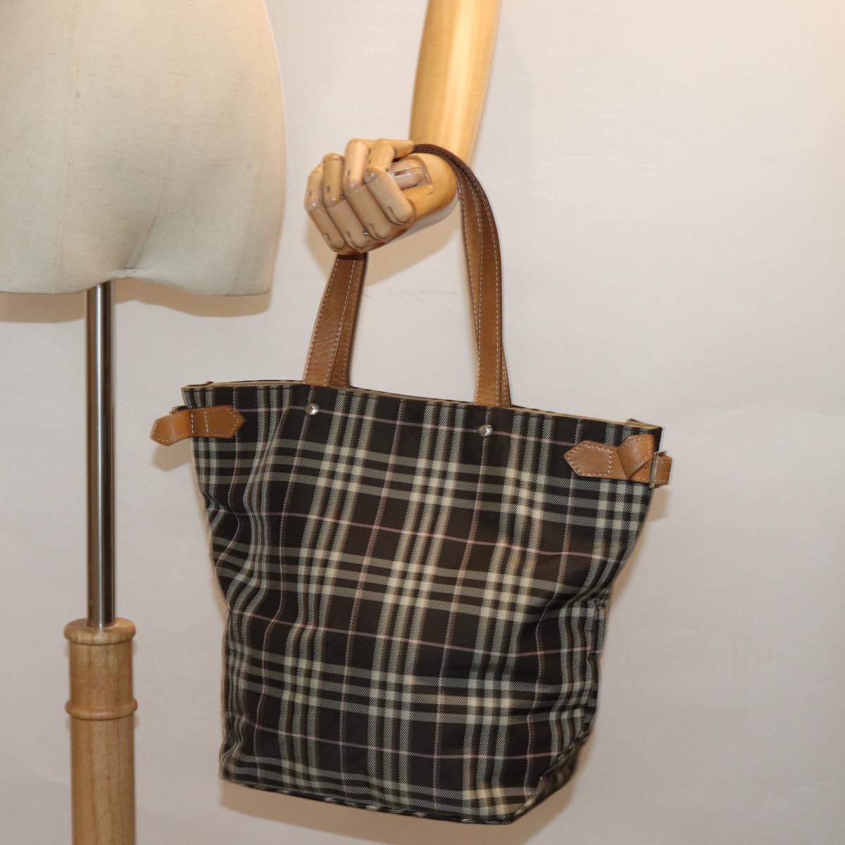 BURBERRY Nova Check Tote
