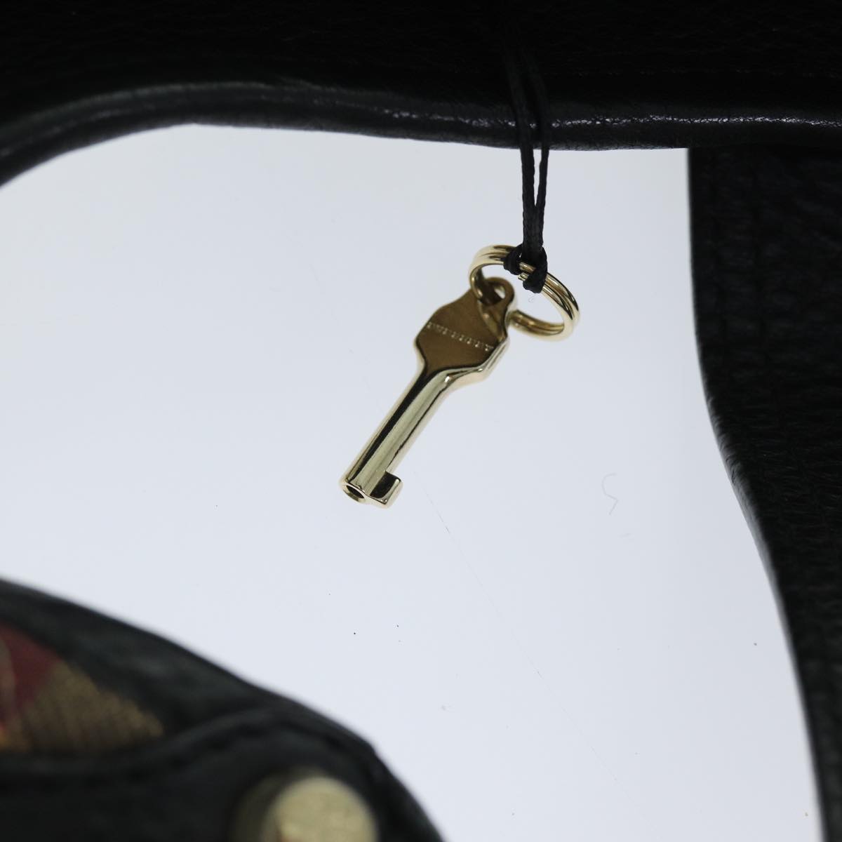 BURBERRY Nova Check Shoulder Bag