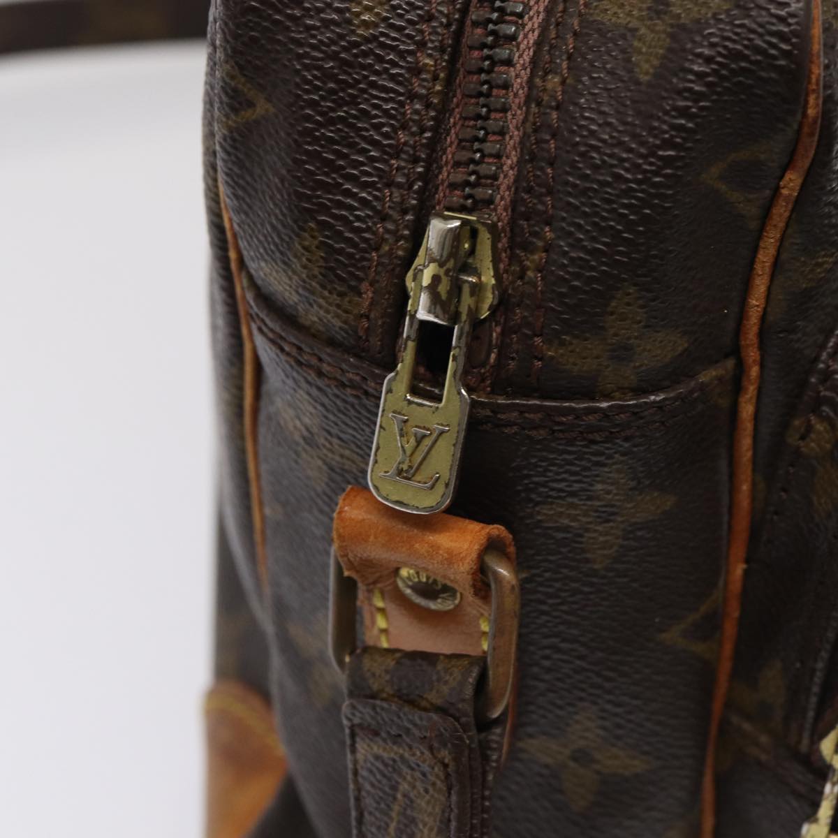 LOUIS VUITTON Nile Shoulder Bag