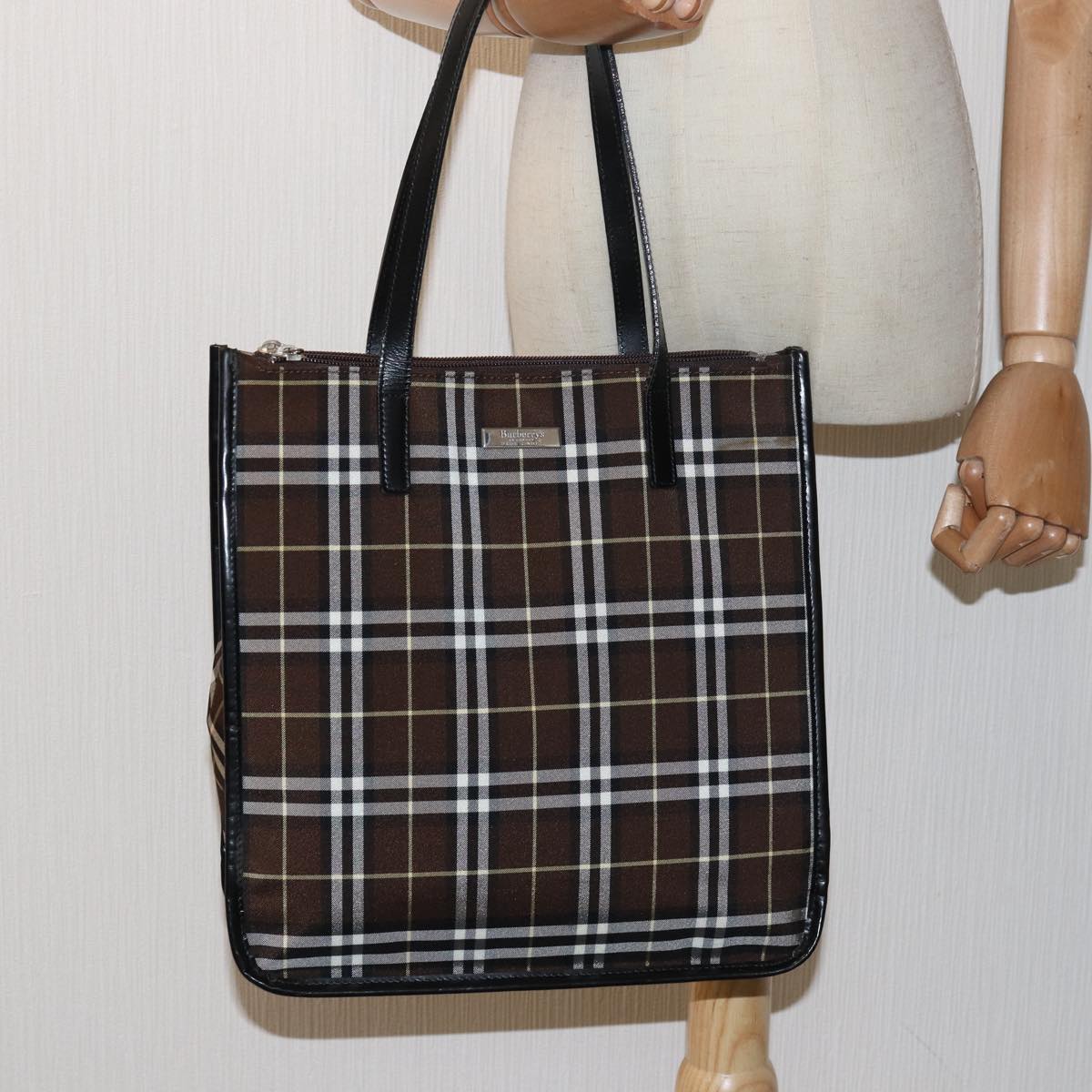 BURBERRY Nova Check Tote