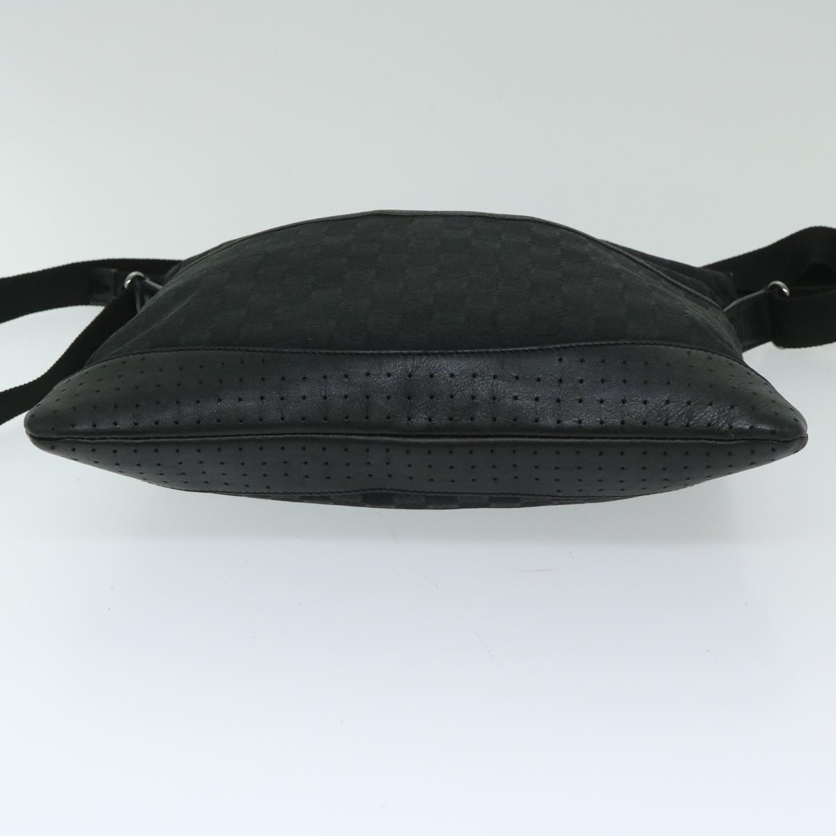 Gucci Gg Canvas Black Canvas Shoulder Bag