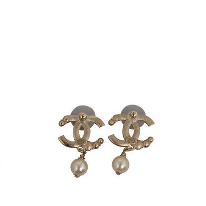 CHANEL CC Faux Pearl Rhinestones Earrings Costume Earrings